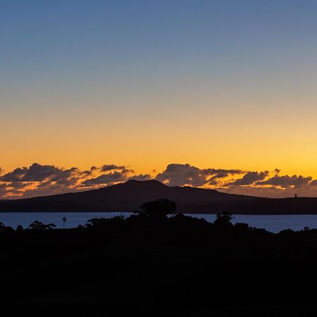 Cable Bay Views Apartment Oneroa Luaran gambar